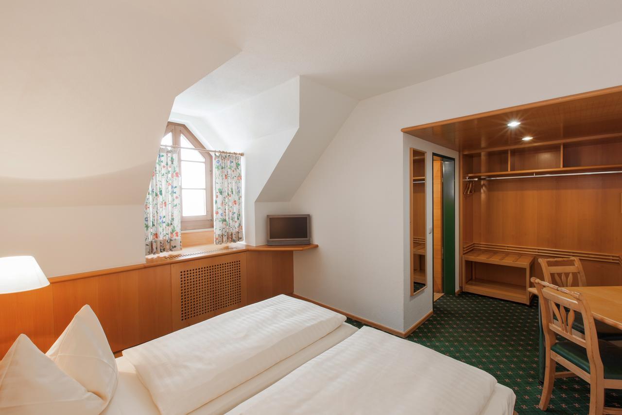 Landzeit Autobahnrestaurant & Motorhotel Loipersdorf Kitzladen Chambre photo